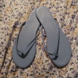 Lauren conrad flip flops